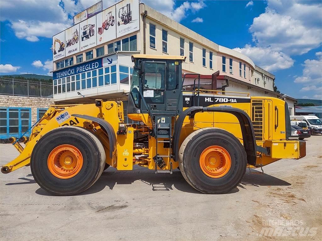 Hyundai HL780-9A Chargeuse sur pneus