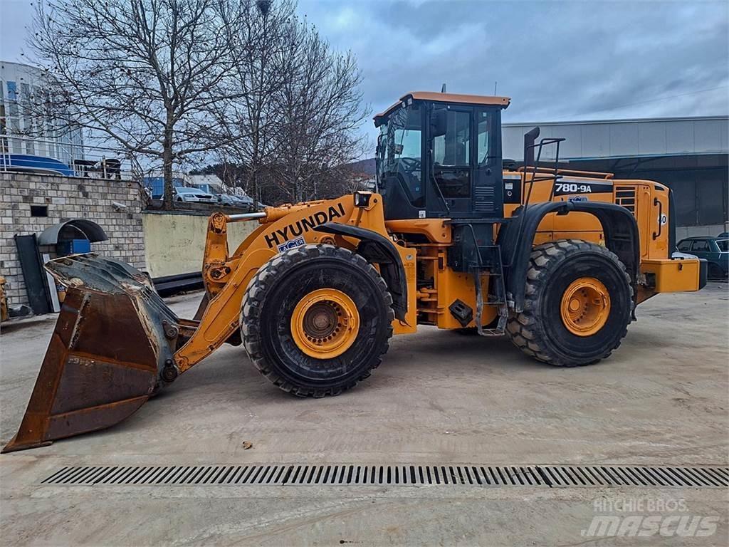Hyundai HL780-9A Chargeuse sur pneus