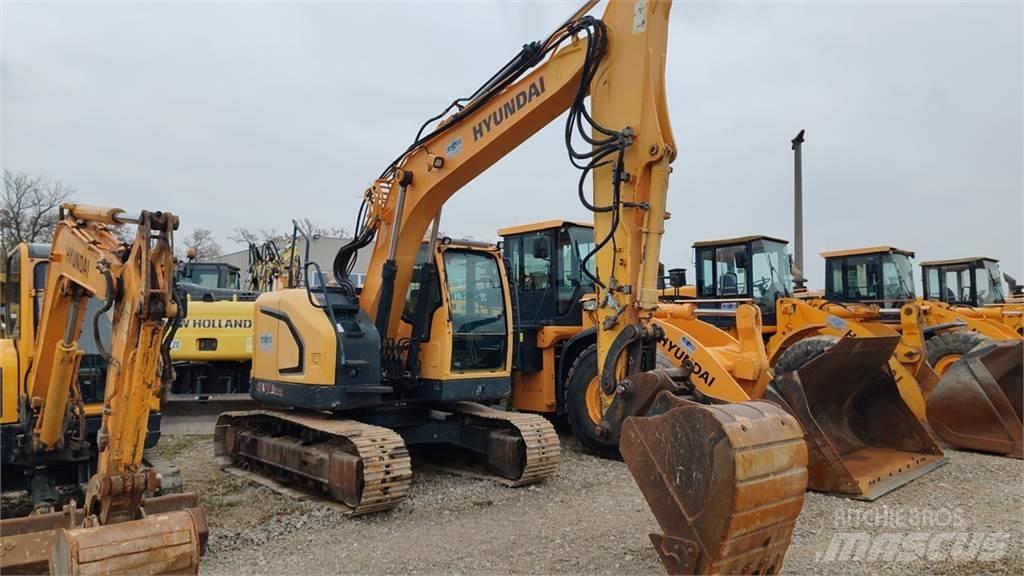 Hyundai HX145LCR Pelle sur chenilles