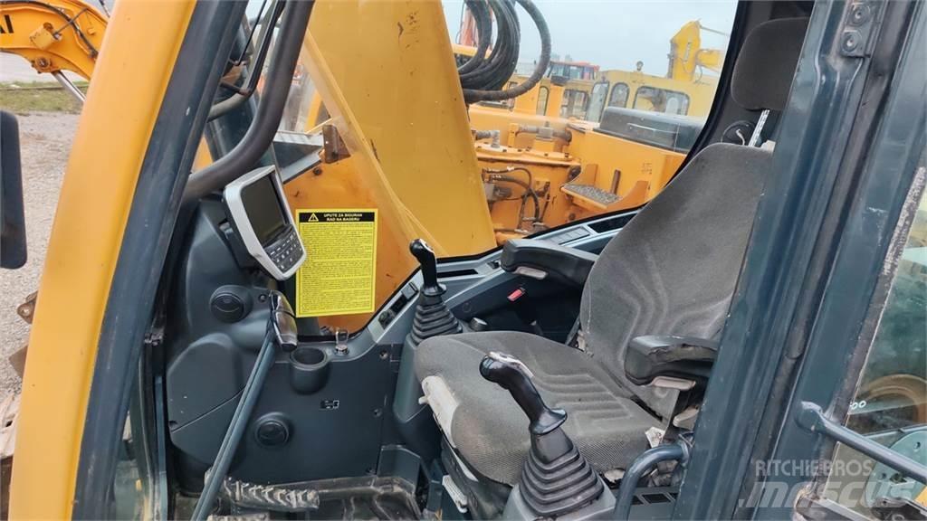 Hyundai HX145LCR Pelle sur chenilles