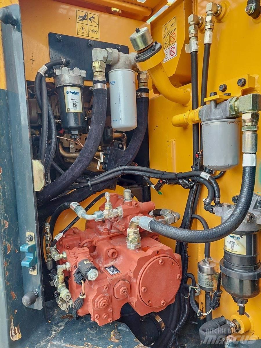 Hyundai R145LCR-9A Pelle sur chenilles