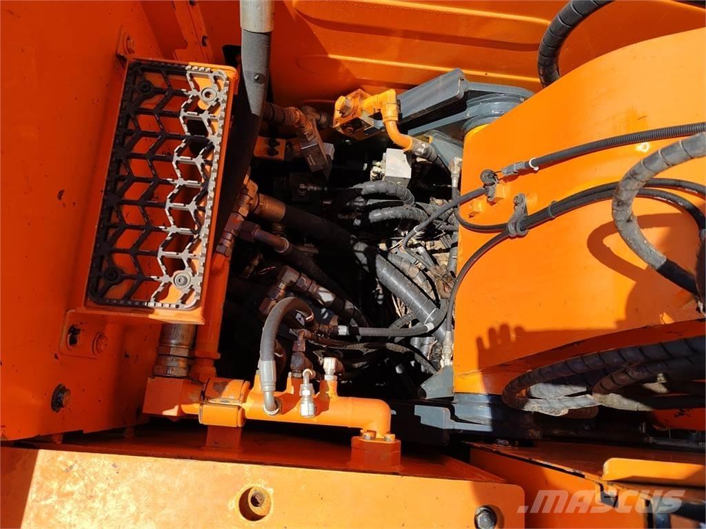 Hyundai R145LCR-9A Pelle sur chenilles