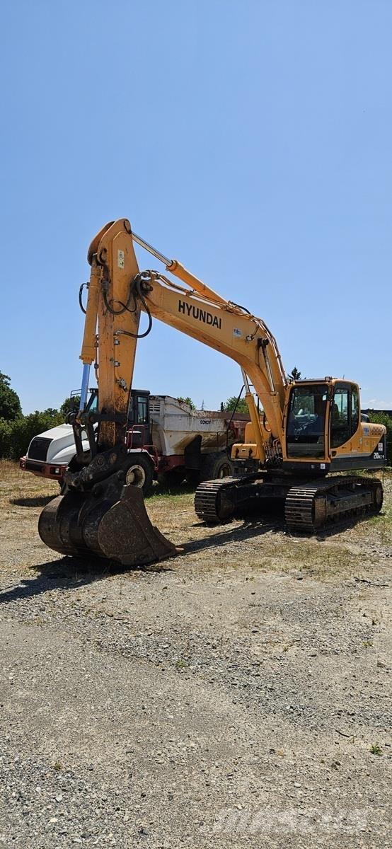 Hyundai R210NLC-9 Pelle sur chenilles