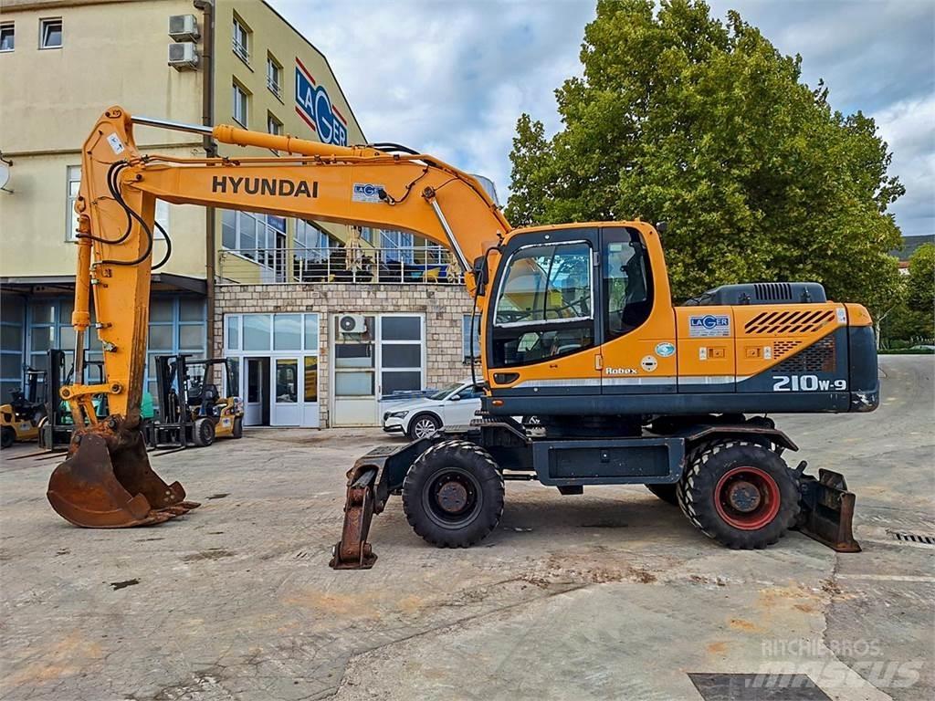 Hyundai R210W-9 Pelle sur pneus