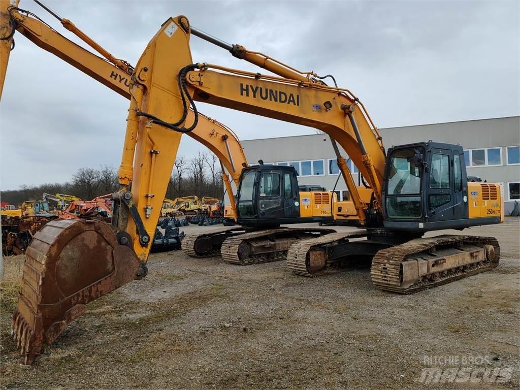 Hyundai R250NLC-7A Pelle sur chenilles