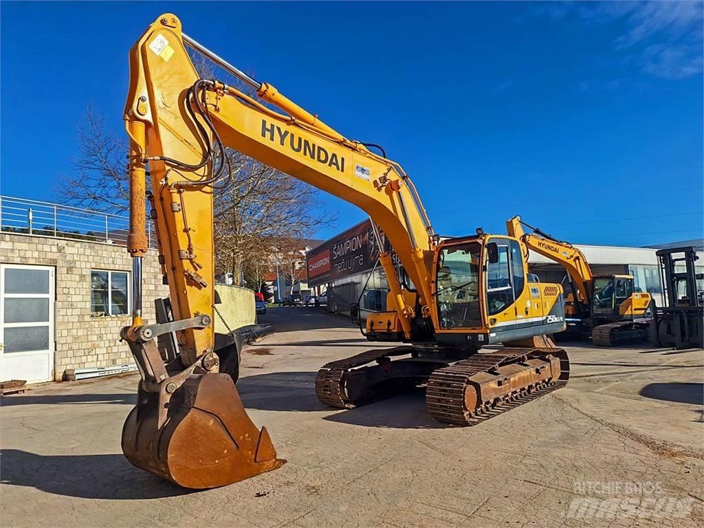 Hyundai R250NLC-9 Pelle sur chenilles