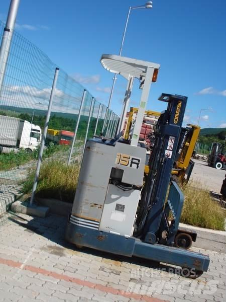Komatsu FB15RS-8 Transpalette accompagnant