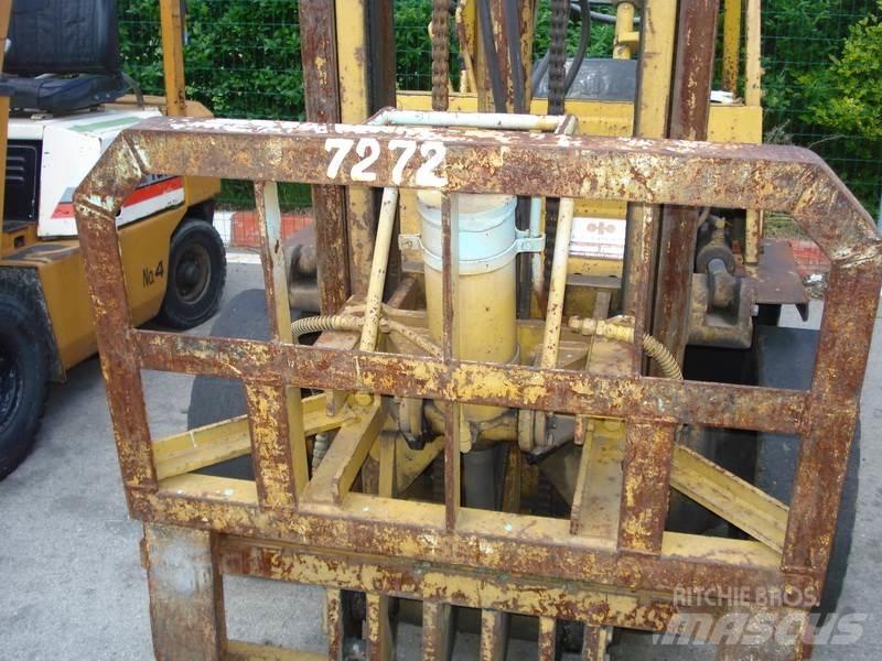Komatsu FG25-7 Autres Chariots élévateurs