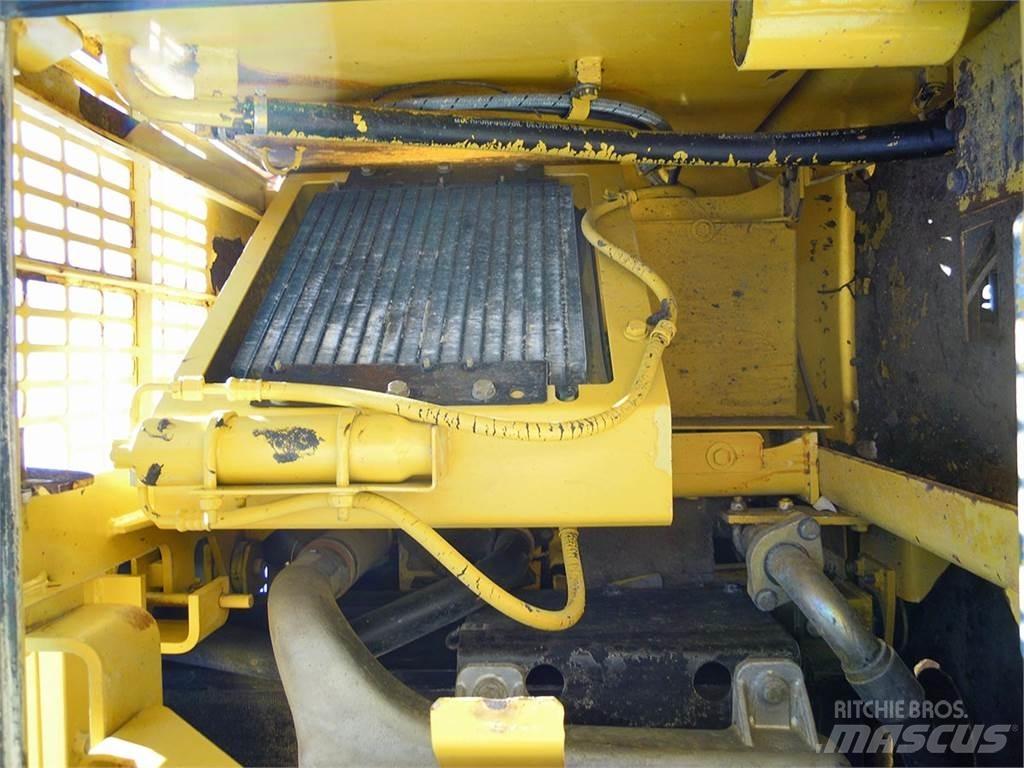 Komatsu PC340NLC-6K Pelle sur chenilles