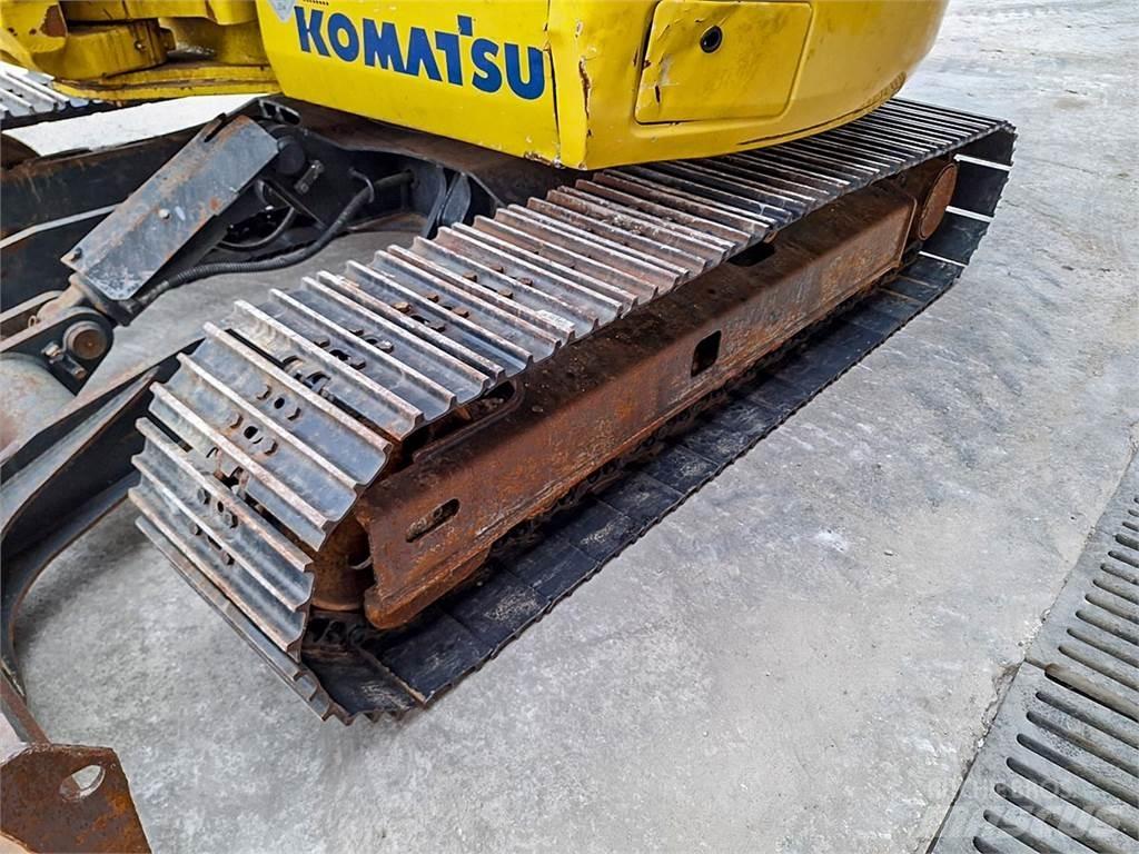Komatsu PC78MR-6 Mini pelle < 7t