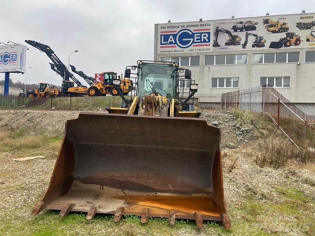 Komatsu WA 470-7 Chargeuse sur pneus