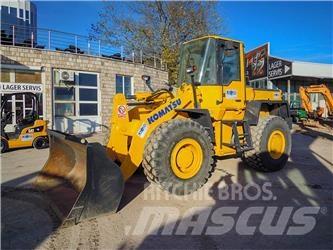 Komatsu WA270 Chargeuse sur pneus