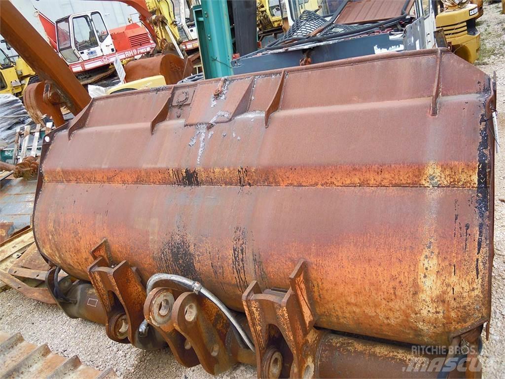  KORPA / BUCKET 3,5m3 2750mm Construction - Autres
