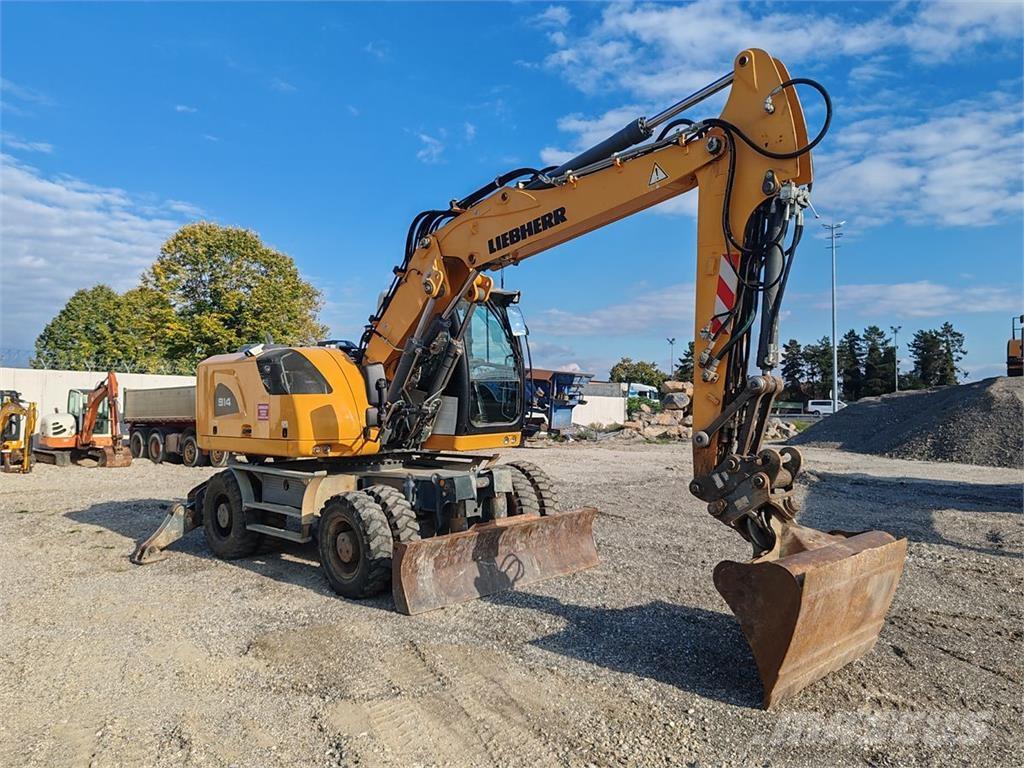 Liebherr A 914 Litronic Pelle sur pneus