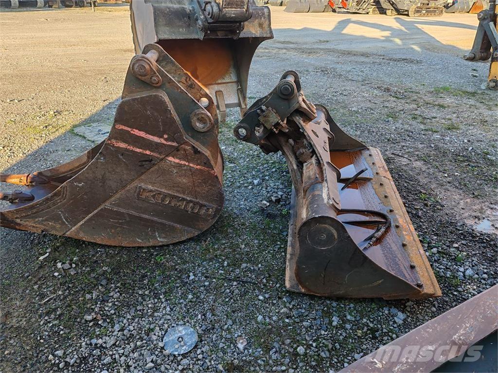 Liebherr A916 Pelle sur pneus