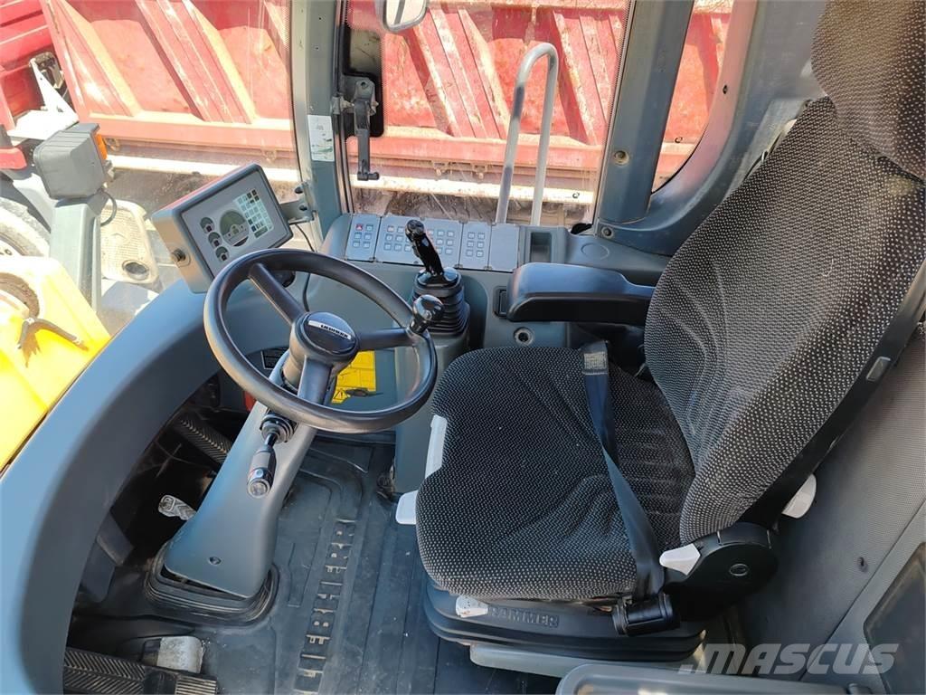Liebherr L566 Chargeuse sur pneus