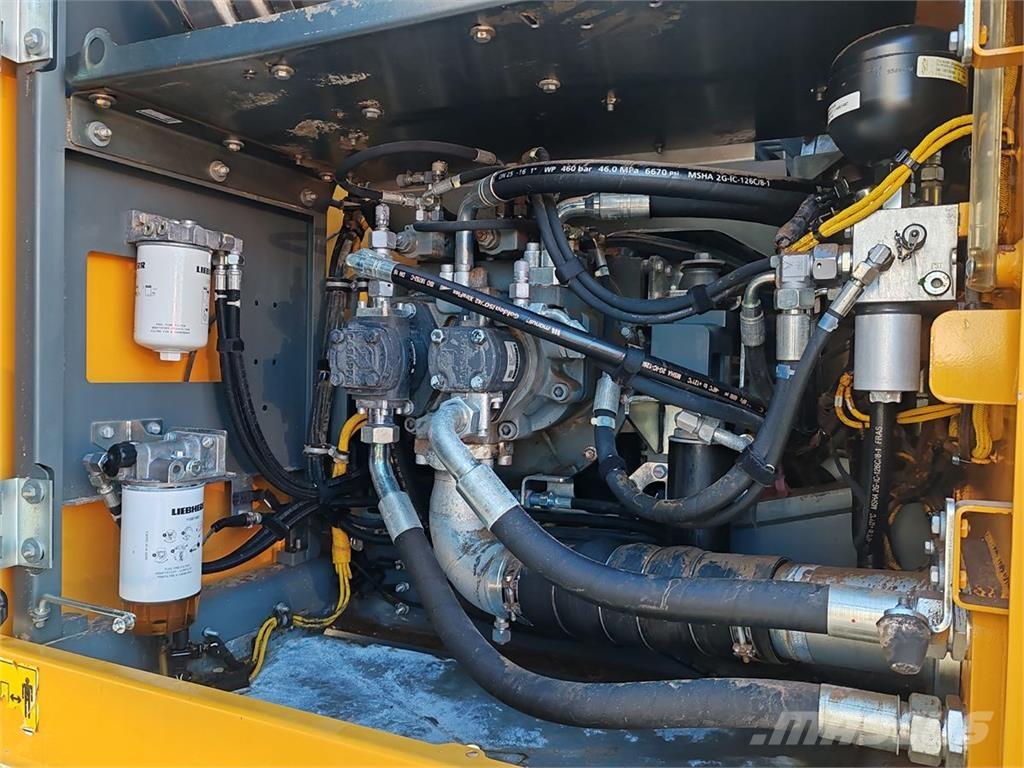 Liebherr R924 NLC Pelle sur chenilles