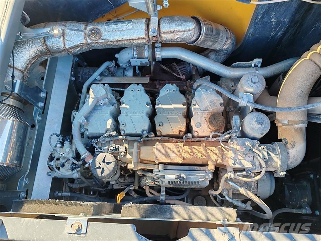 Liebherr R930 NLC Pelle sur pneus