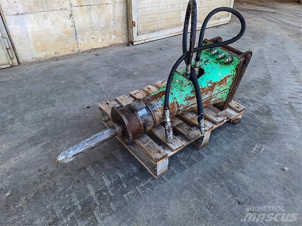Montabert SC16 Enfonce pieu hydraulique