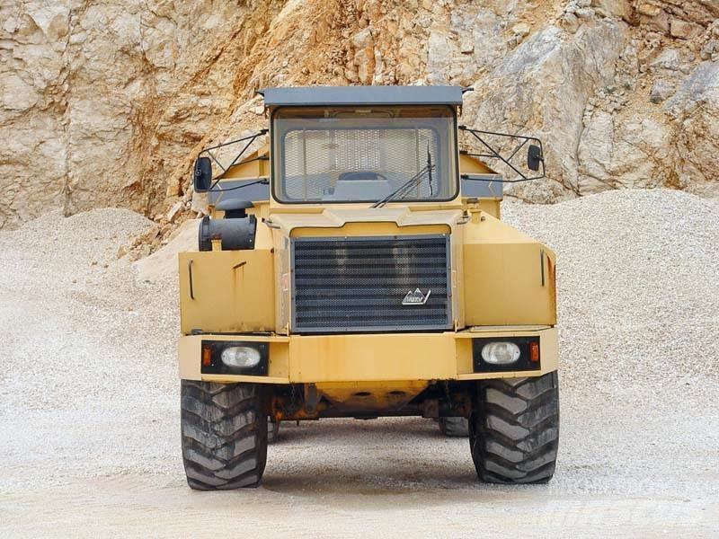 Moxy 7235 Tombereau articulé