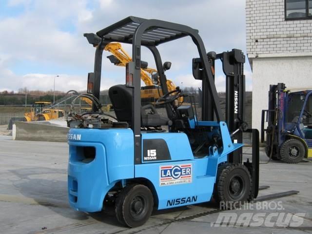 Nissan PJ01A15 Chariots GPL