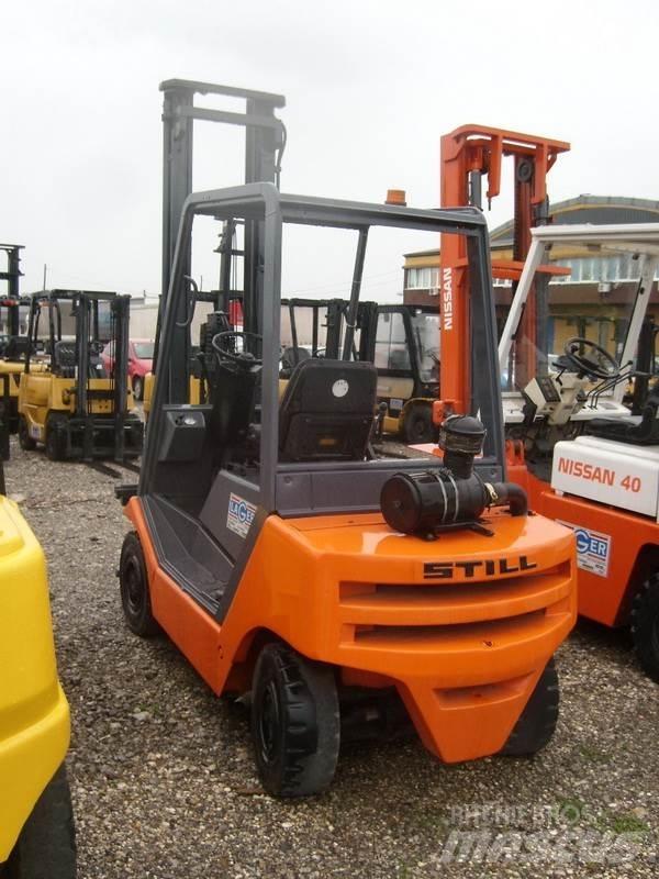 Still R70-30 Chariots diesel