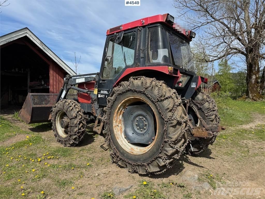 CASE 685 XL Tracteur