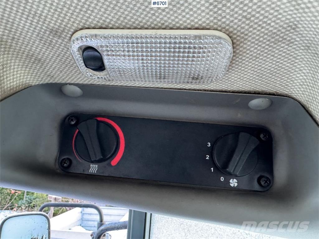 Case IH JX 80 Tracteur