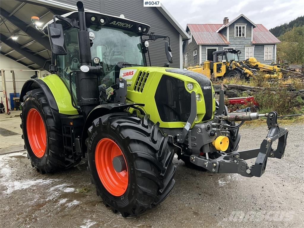 CLAAS 550 Tracteur