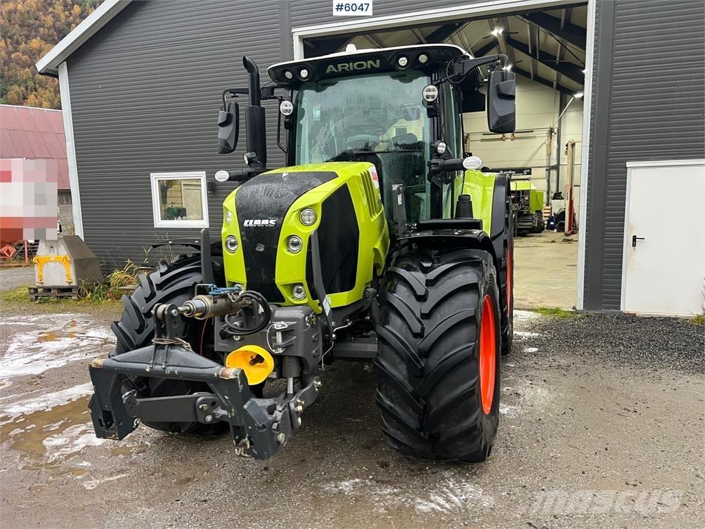 CLAAS 550 Tracteur