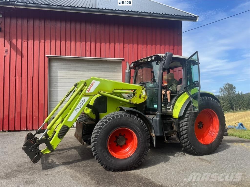 CLAAS Arion 430 Tracteur