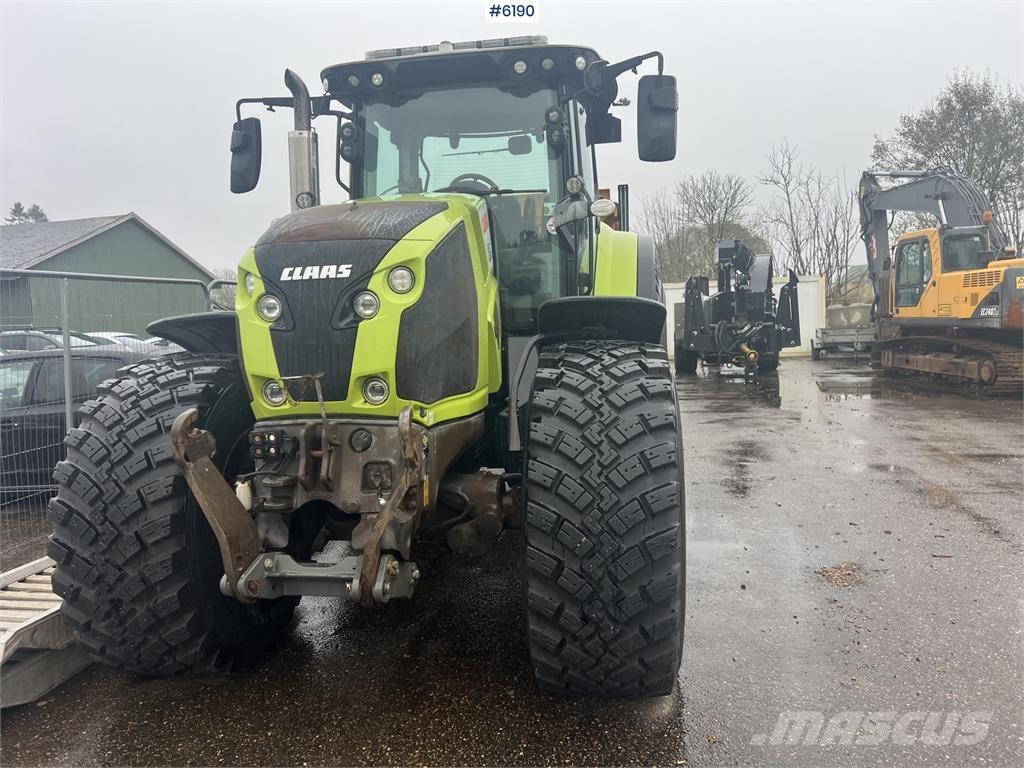 CLAAS Axion 830 Tracteur