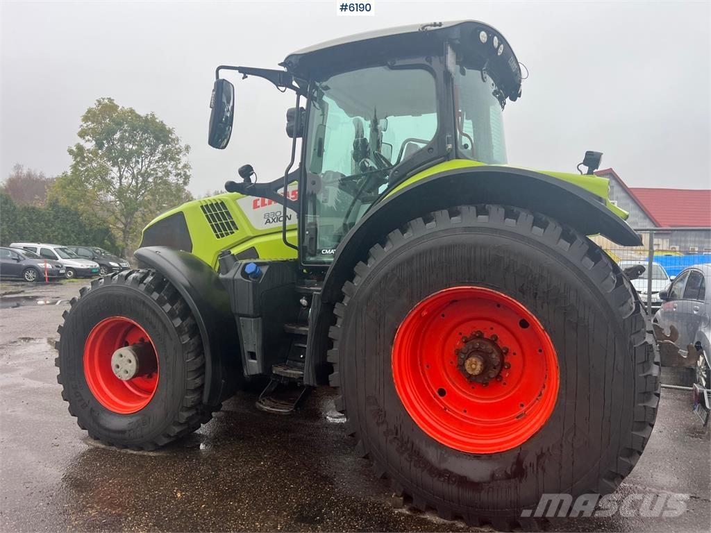 CLAAS Axion 830 Tracteur