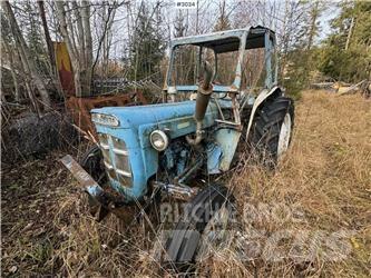 Ford Super Dexta Tracteur