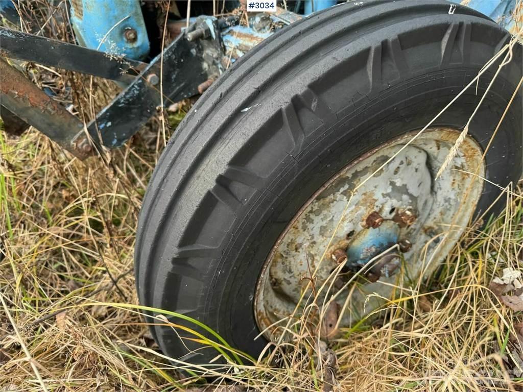 Ford Super Dexta Tracteur