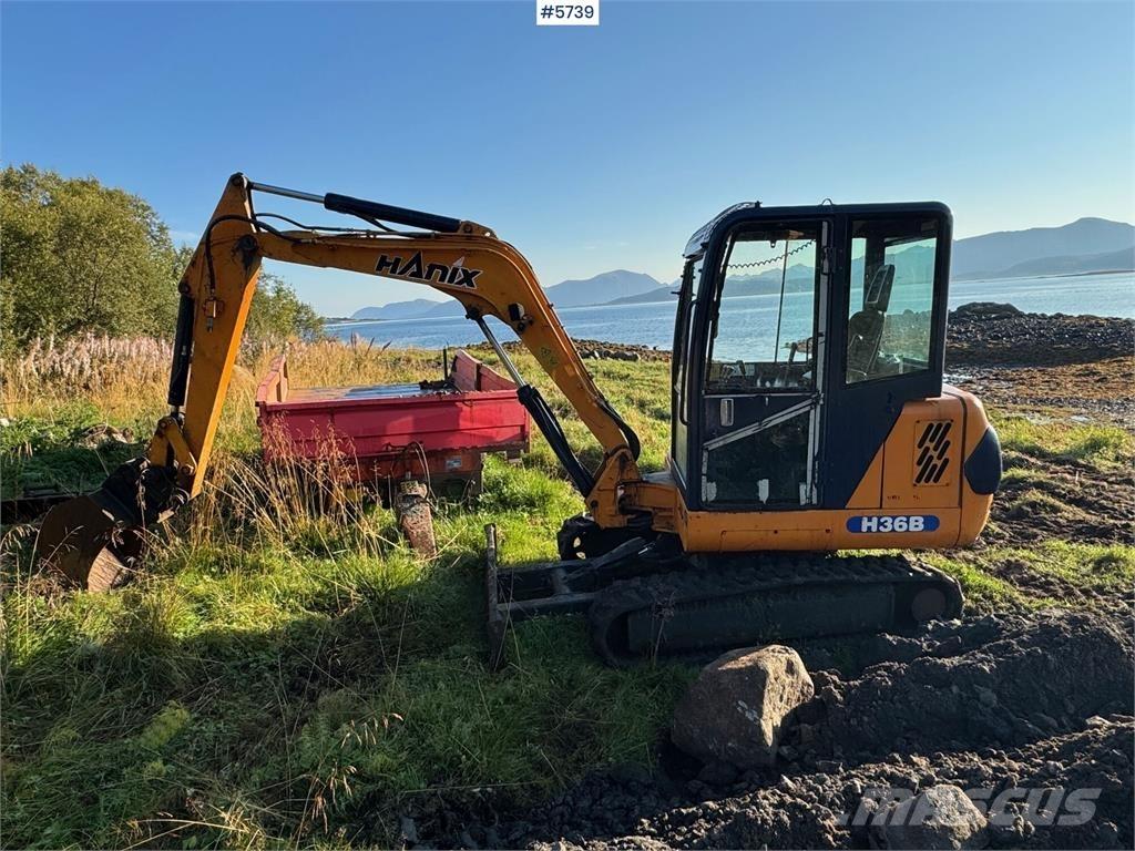 Hanix H36B Pelle sur chenilles