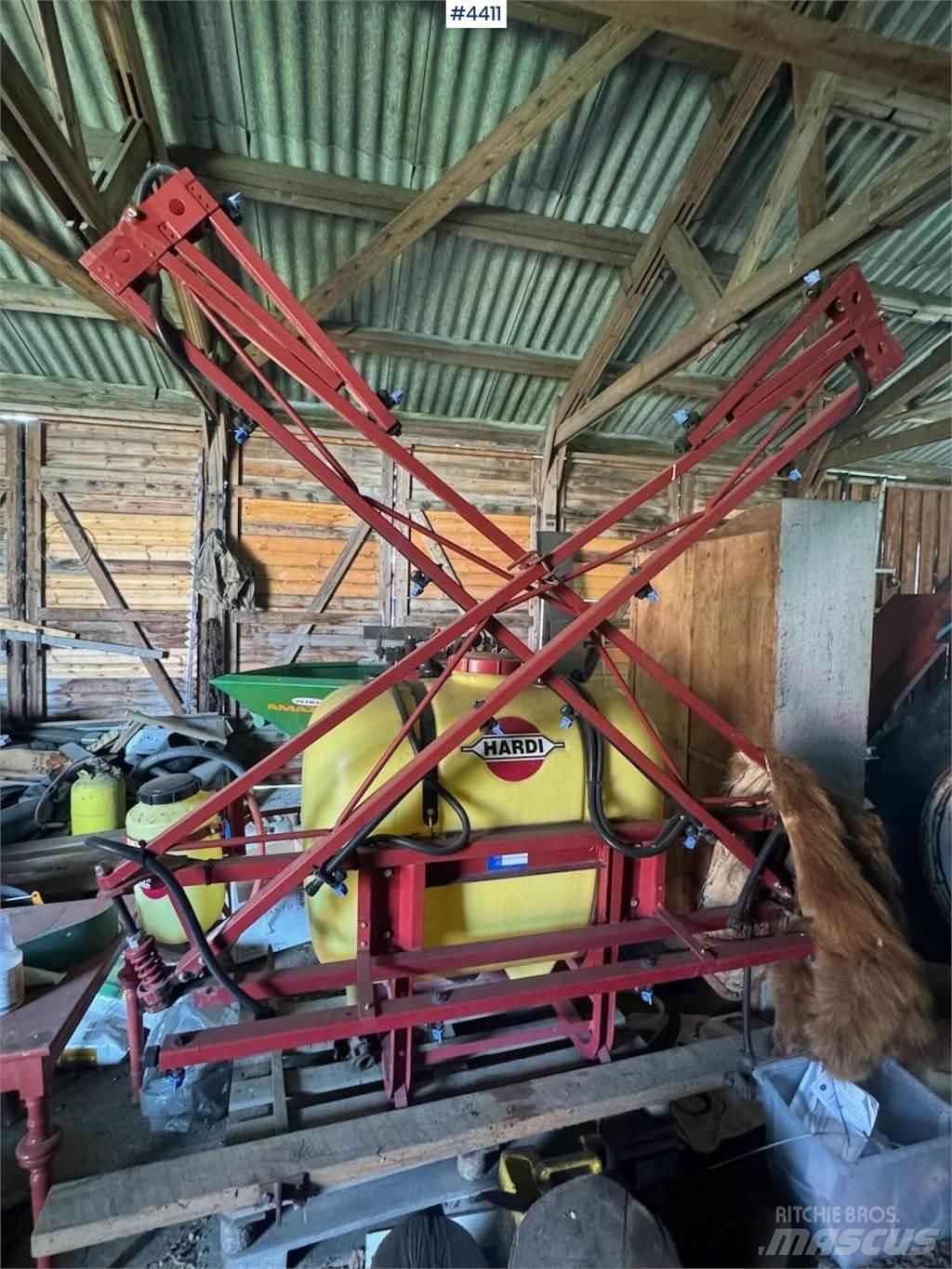 Hardi NK 400 Pulvérisateurs traînés