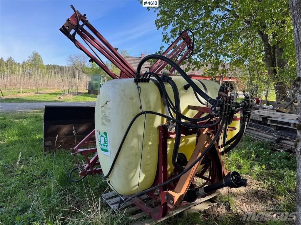 Hardi NK 800 Pulvérisateurs traînés