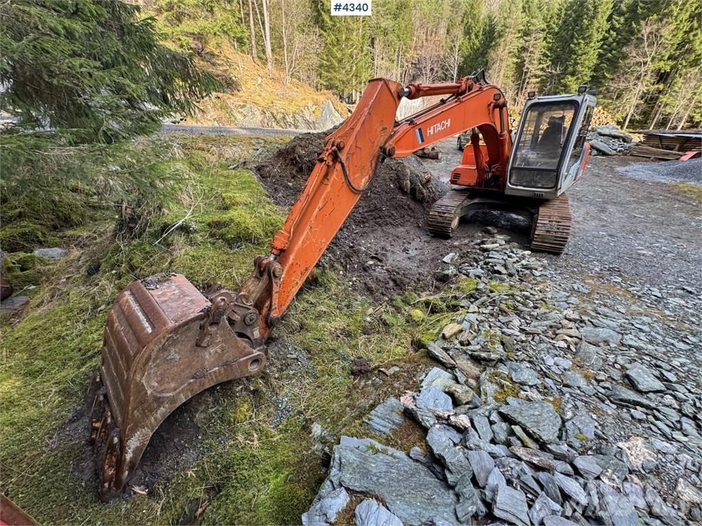 Hitachi EX120-2 Pelle sur chenilles