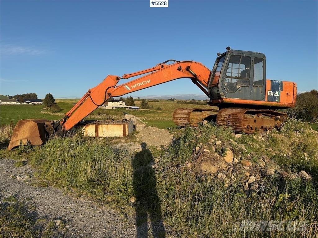 Hitachi EX120-2 Pelle sur chenilles