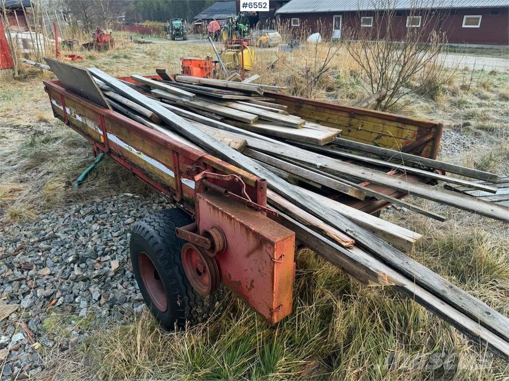 JF AV 4900 Autres matériels de récolte et d'arrachage