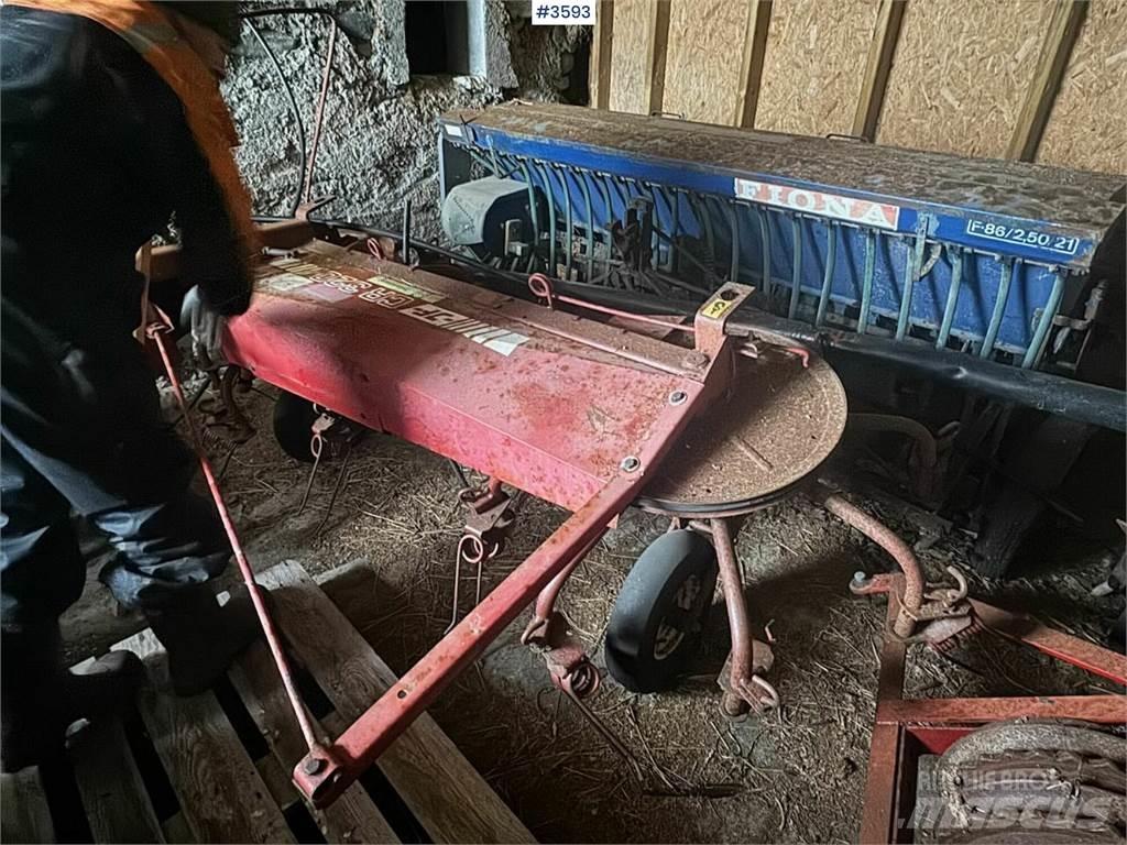 JF CR 320 Autres matériels de récolte et d'arrachage