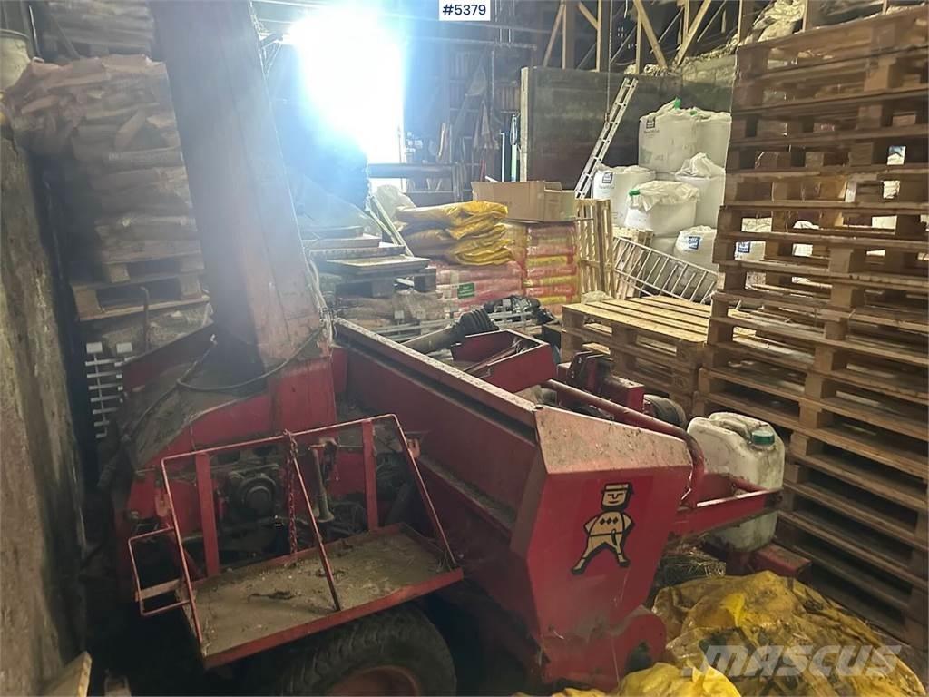 JF TS 150 Autres matériels de récolte et d'arrachage