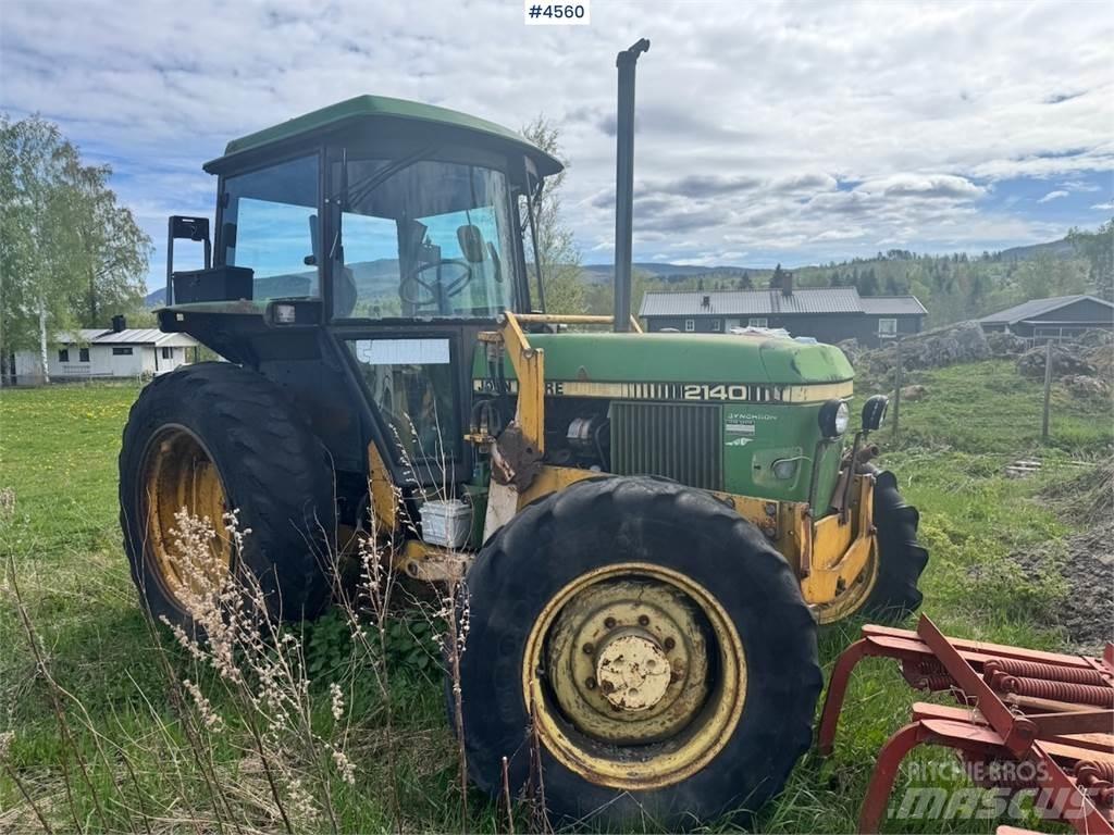 John Deere 2140 Tracteur