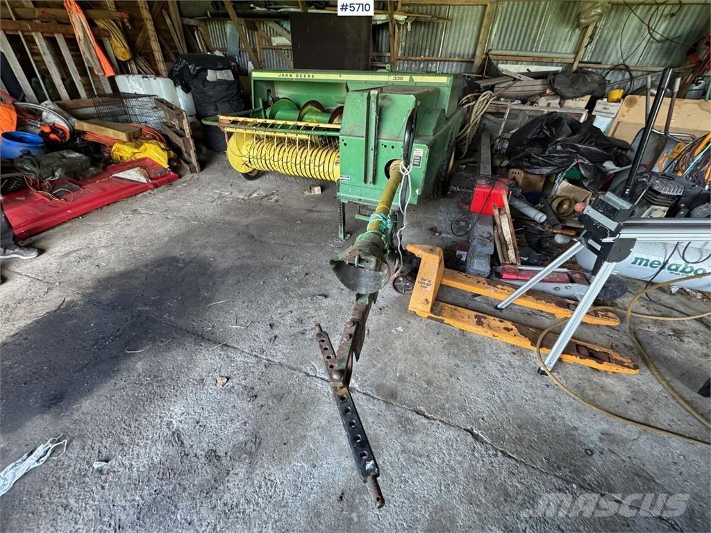 John Deere 336 Autres matériels de récolte et d'arrachage