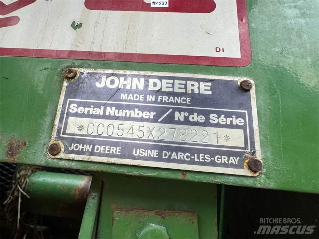 John Deere 545 Autres matériels de récolte et d'arrachage