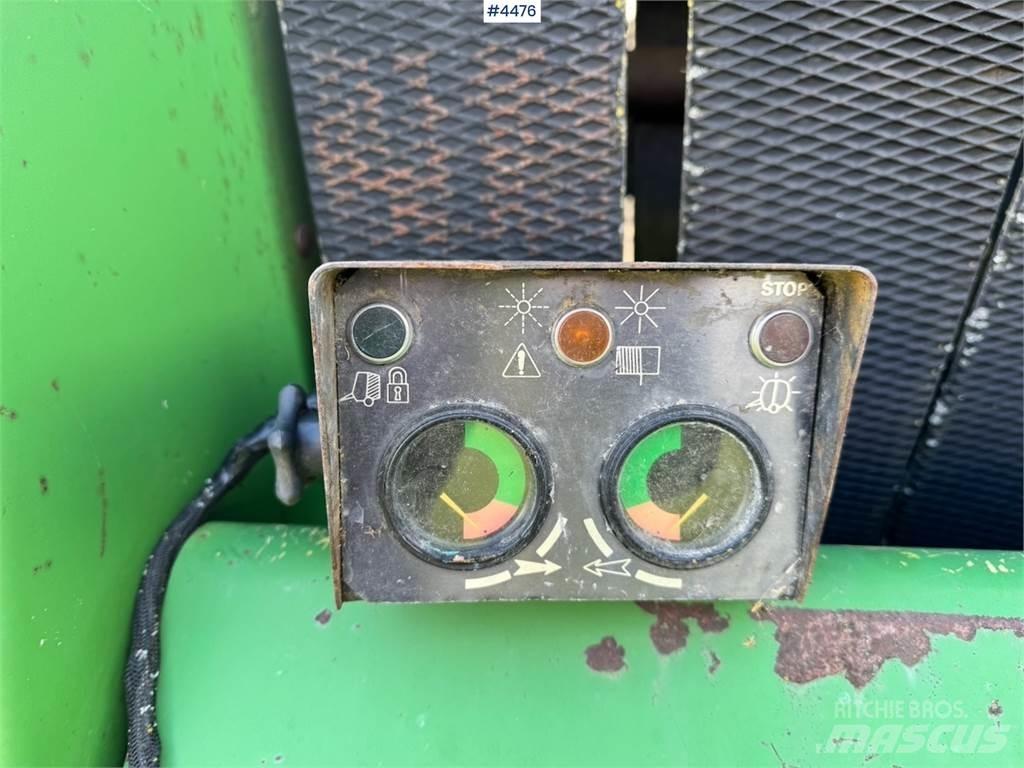 John Deere 550 Autres matériels de fenaison