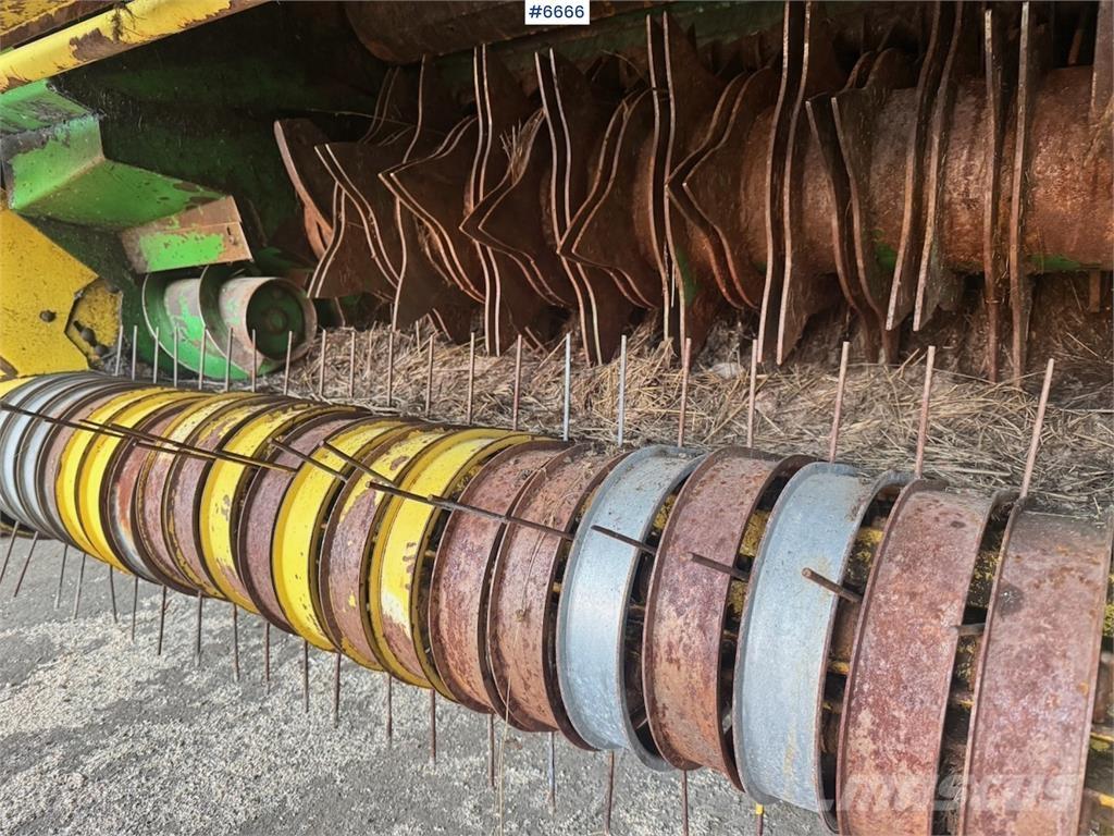 John Deere 578 Autres matériels de récolte et d'arrachage