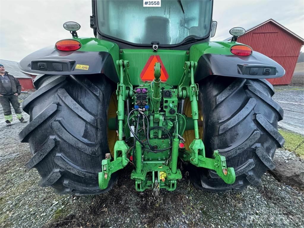 John Deere 7230R Tracteur