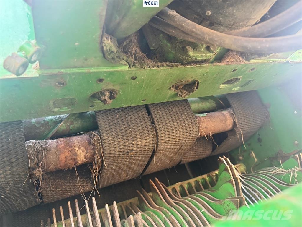 John Deere 854 Autres matériels de récolte et d'arrachage